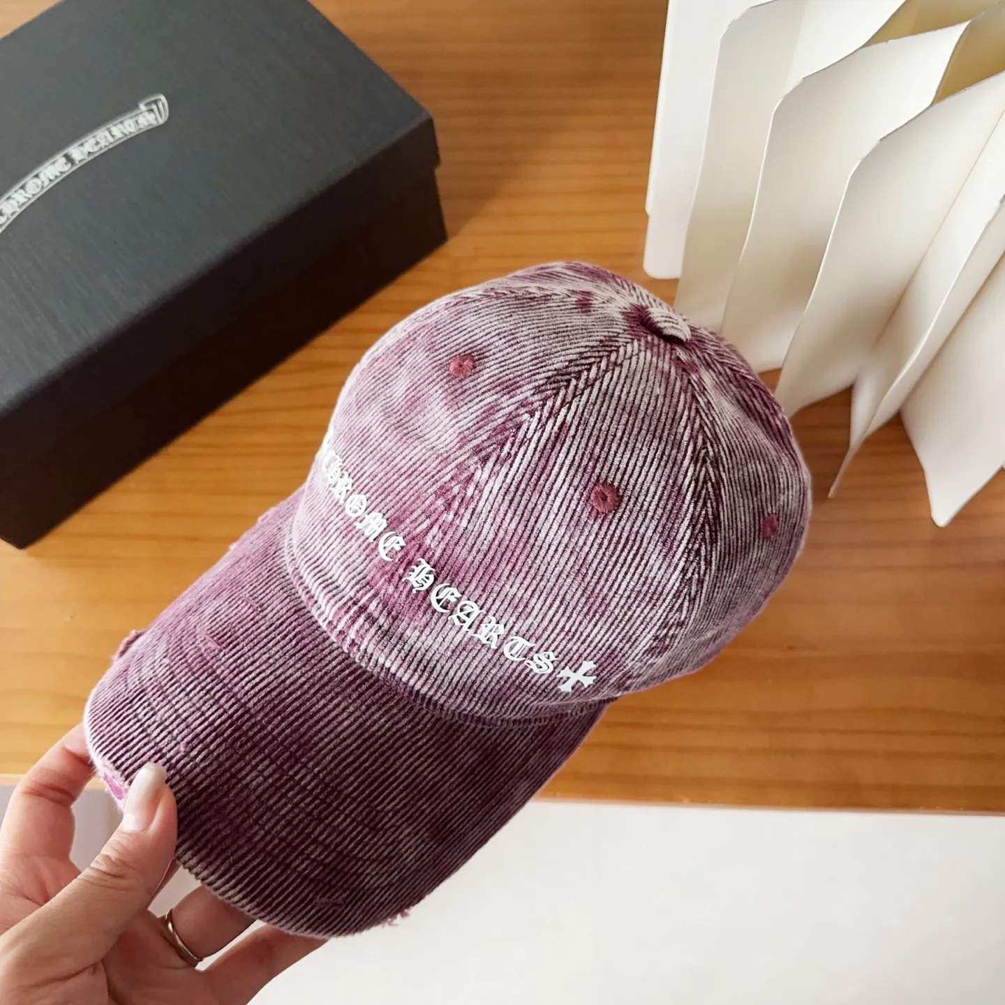 💰56 Chrome Hearts 💓Early autumn Korean style fashion retro distressed hole hat wear design versatile baseball cap peaked cap